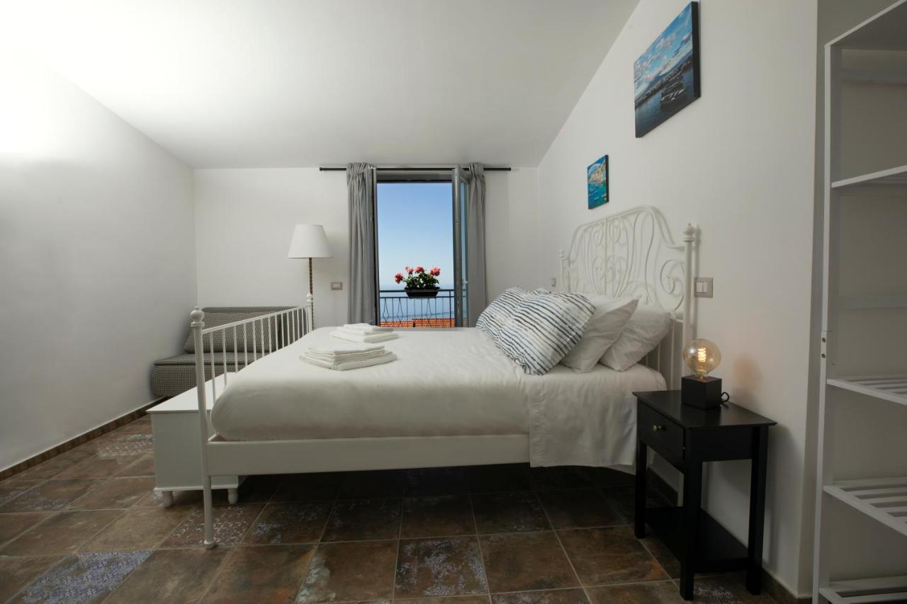 Plein Sud Agerola Bed & Breakfast San Lazzaro di Agerola Bagian luar foto