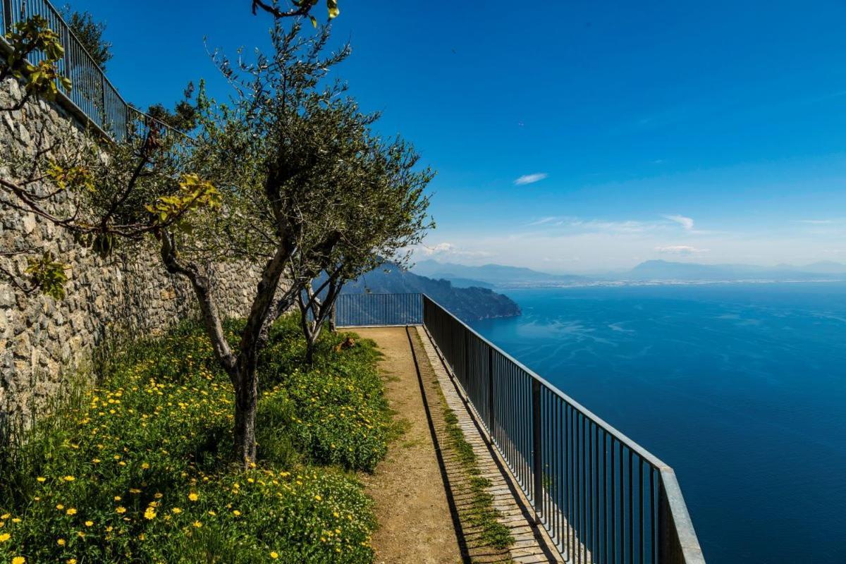 Plein Sud Agerola Bed & Breakfast San Lazzaro di Agerola Bagian luar foto